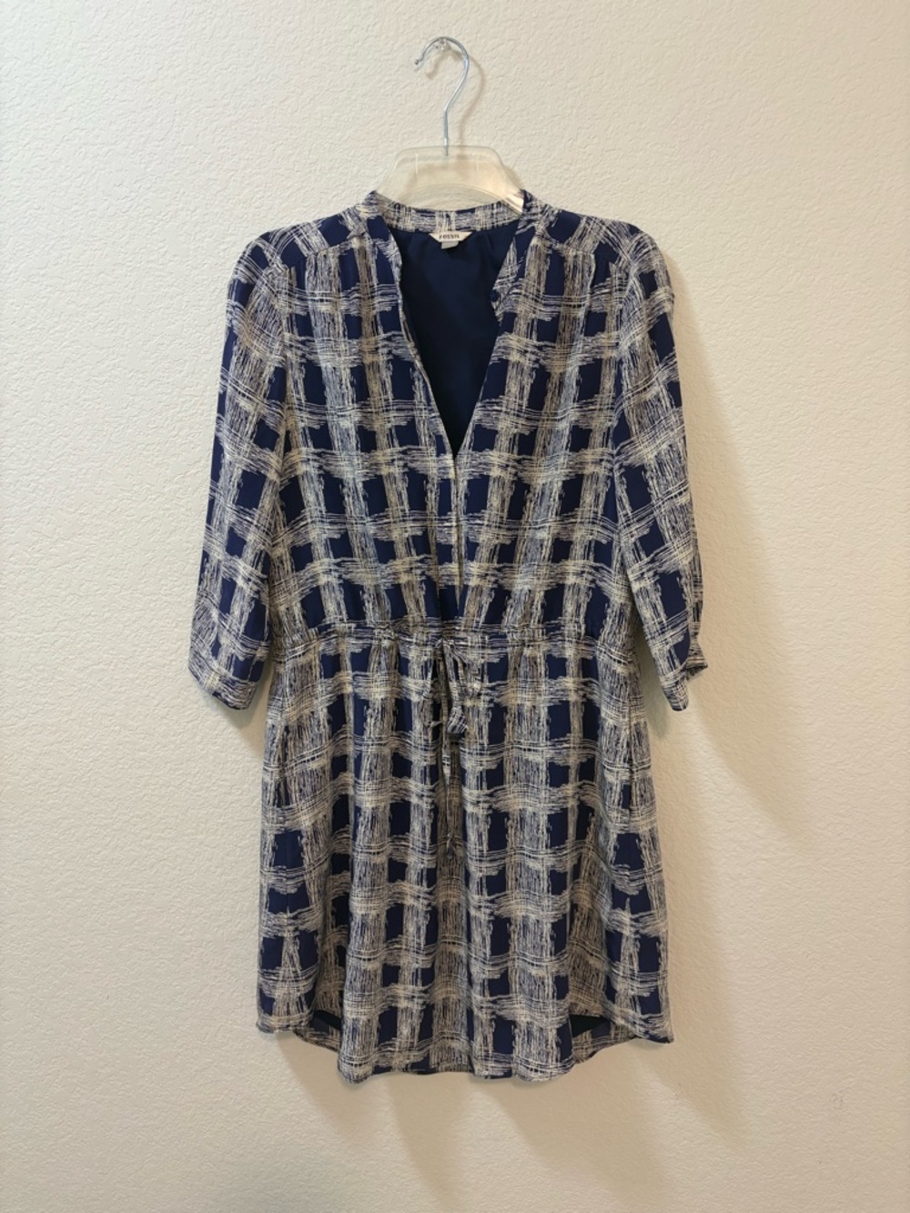 Fossil blue print silk drawstring waist dress with pockets. Size Small. PO